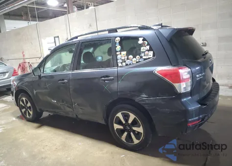2018 Subaru Forester 2.5I Premium из США, поврежденный, VIN JF2SJAEC0JH474257